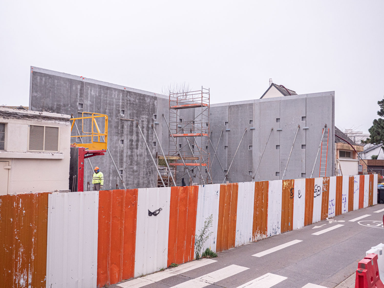 Au futur cinéma, on fait le mur !