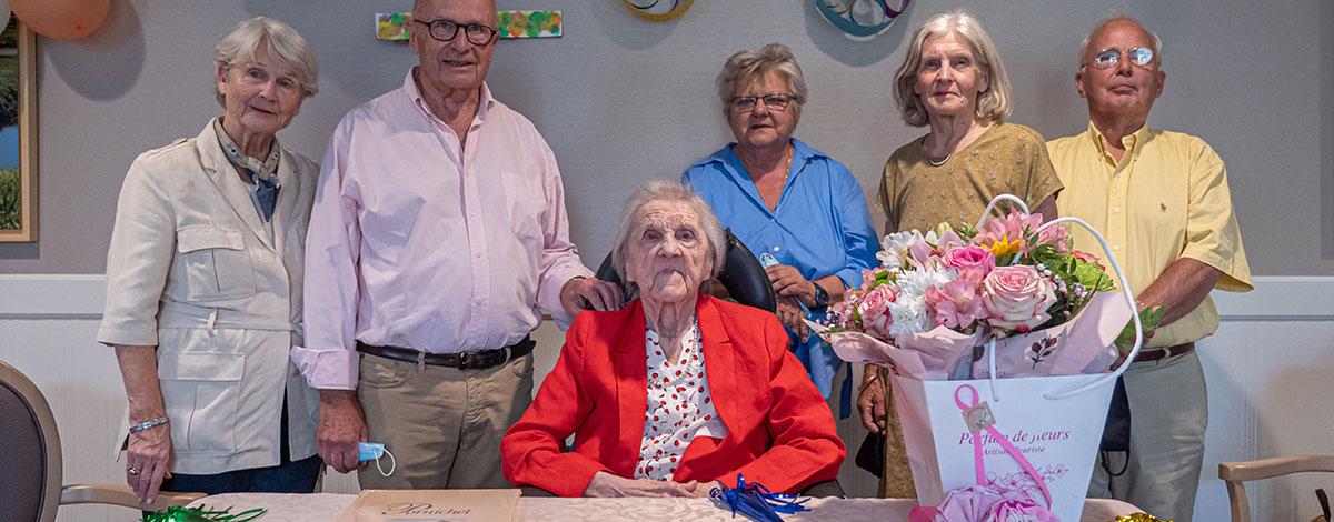 Jacqueline SOURD DE VILLODON, nouvelle centenaire