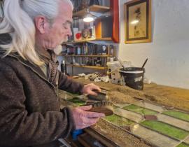 Dans les coulisses de l'atelier de vitrail